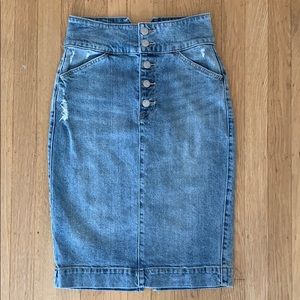 Women’s Gap high-waisted denim pencil skirt